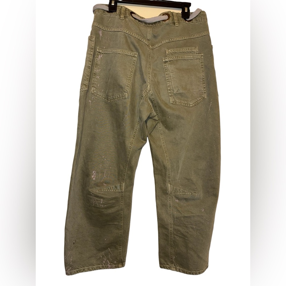 We The Free Moxie Pull-On Barrel Jeans in Army Sz 29 short - Picture 10 of 11